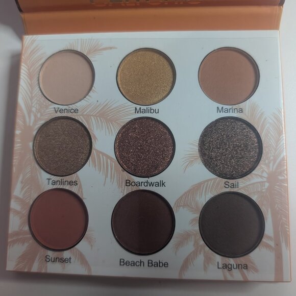 Beauty Creations | Cali Chic Eyeshadow Palette - Picture 5 of 7